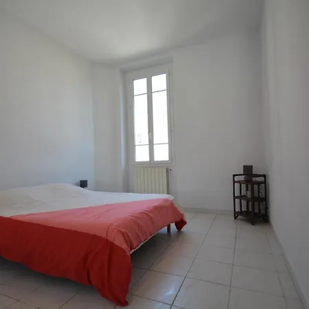 Le Carre D'or Apartment